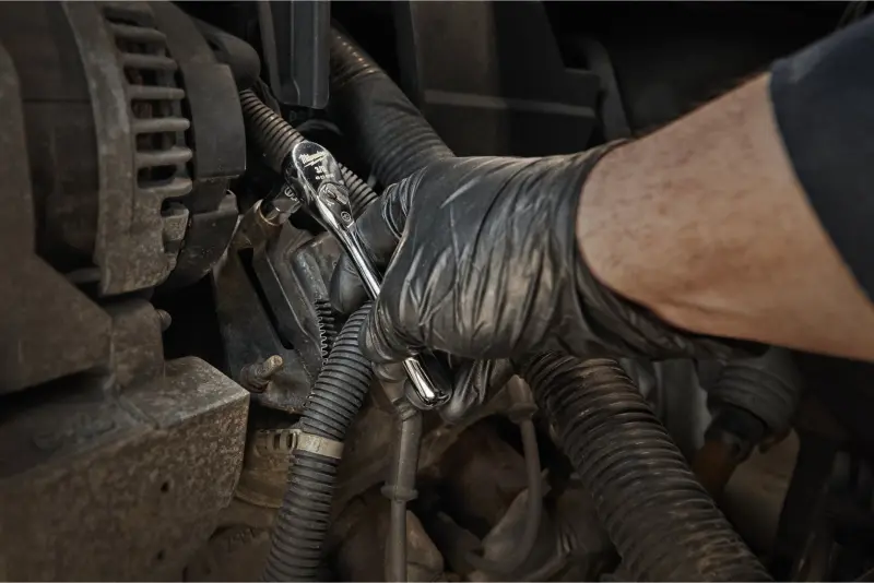 Ráčna s náhonem 3/8 (MI4932499524)